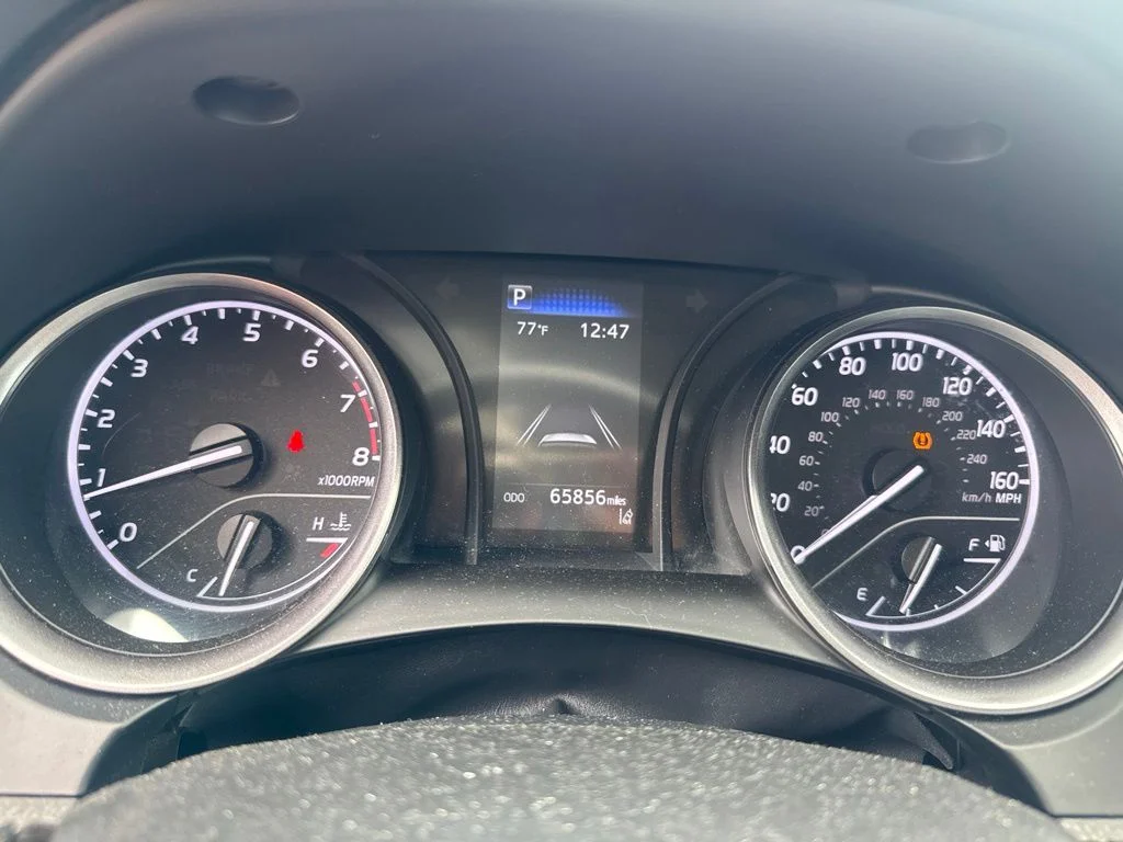 Certified Used 2023 Gray Toyota SE image 11