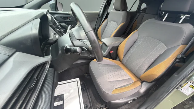 Used 2025 Green Subaru Sport image 9