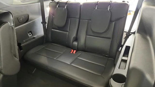 2026 Ford Explorer ST - Photo 22