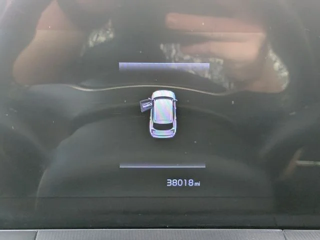 Used 2024 Silver Kia S image 34