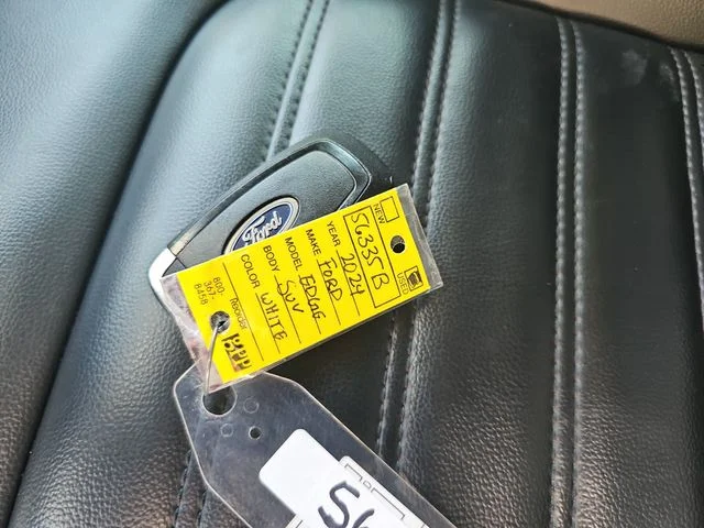 Used 2024 White Ford SEL image 32