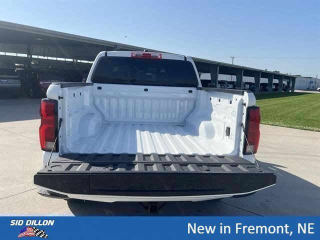 New 2026 Summit White Chevrolet LT image 7