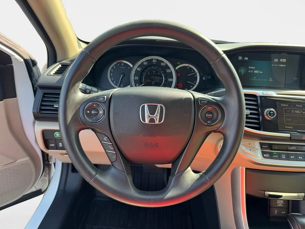 Used 2014 White Orchid Pearl Honda EX-L image 11