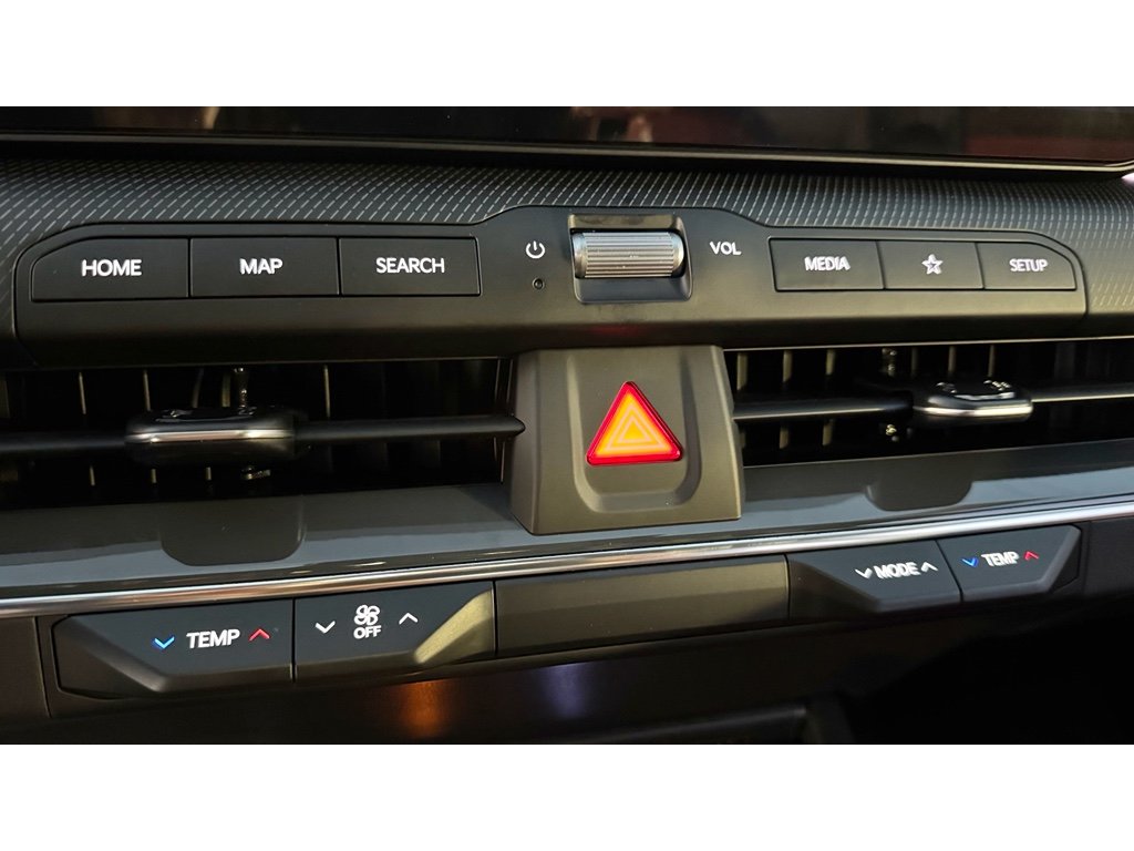New 2025 Snow White Pearl Kia GT-Line Turbo image 21