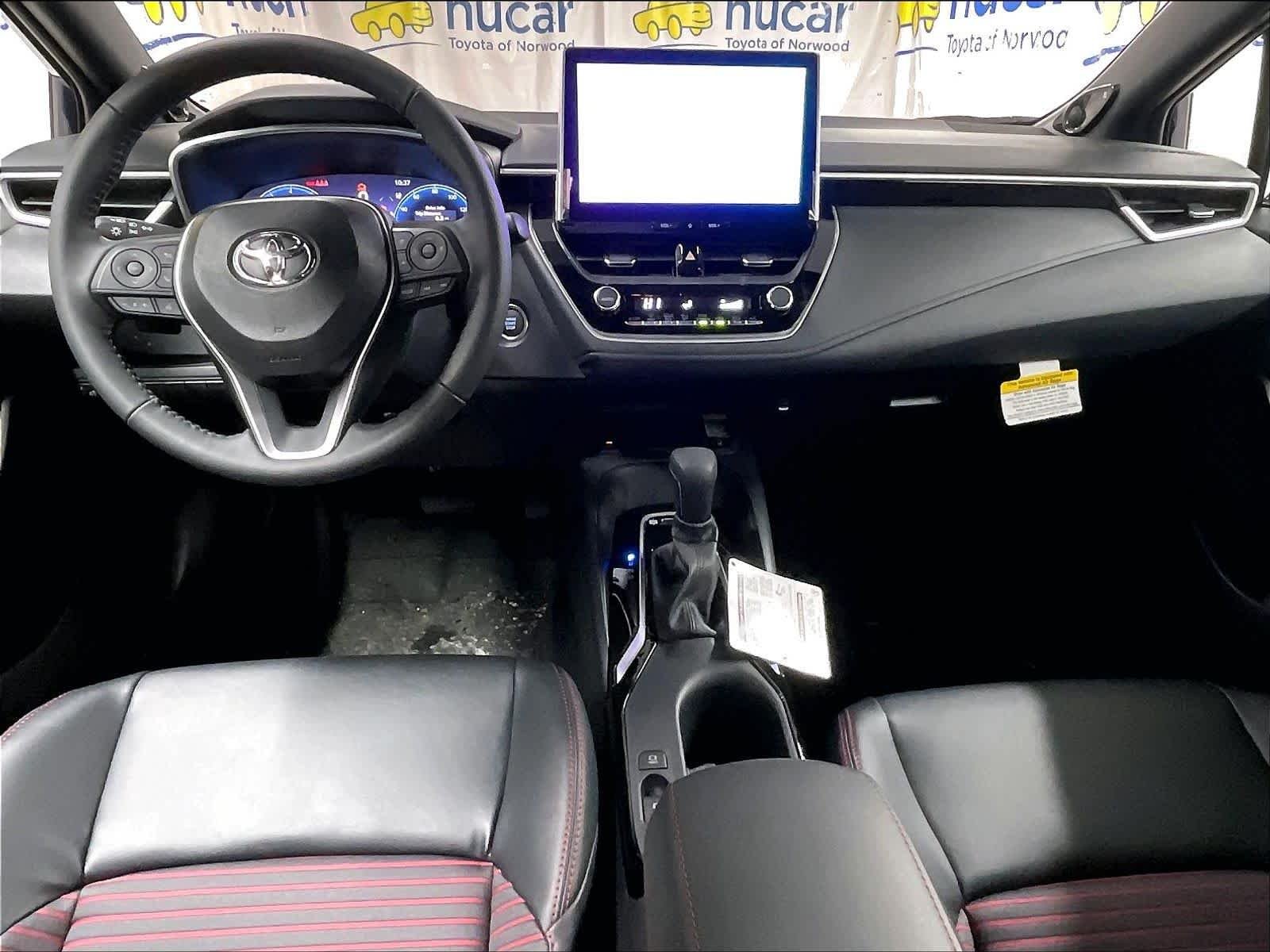 2026 Toyota Corolla XSE - Photo 12