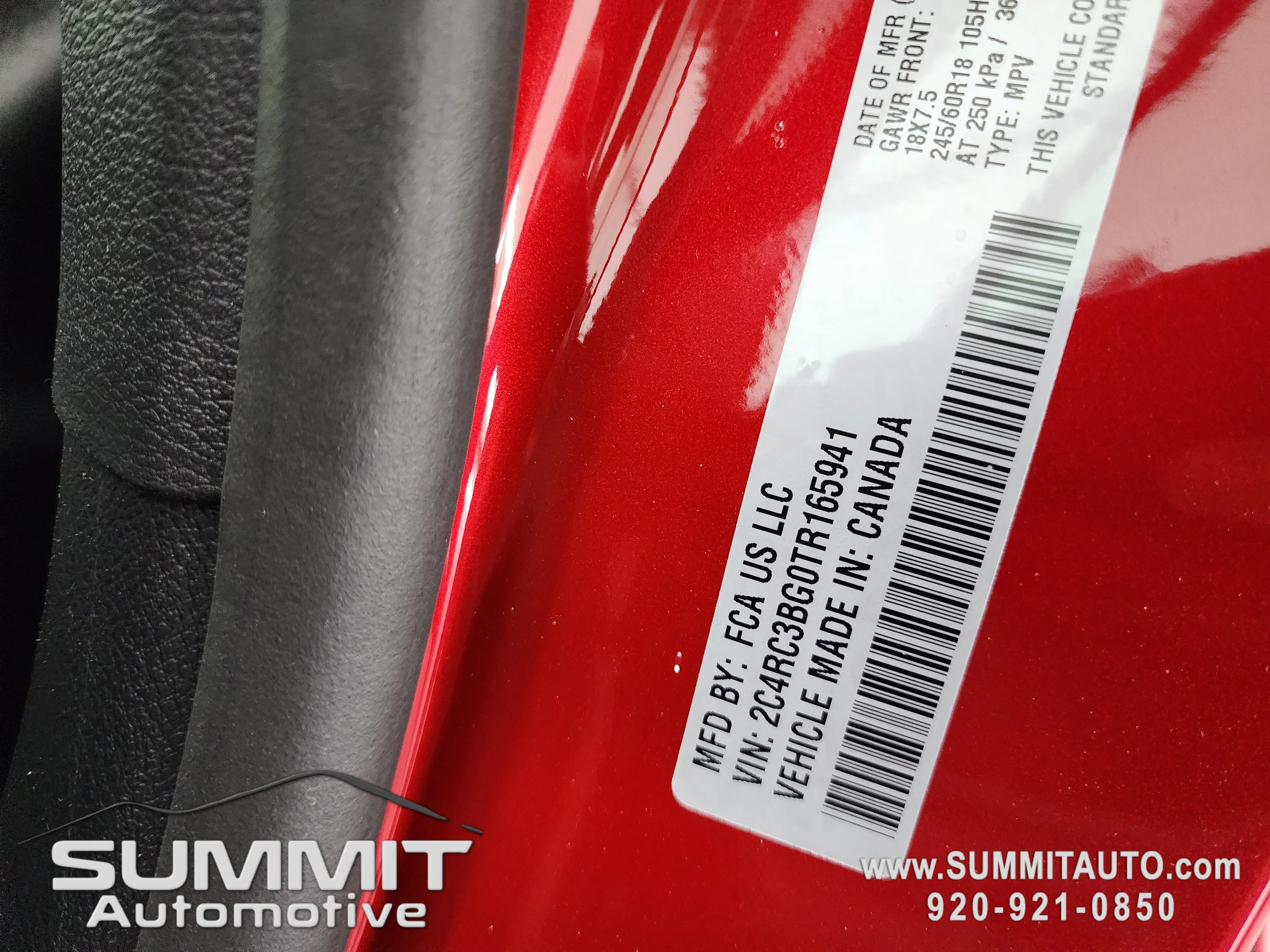 New 2026 Red Hot Pearl-Coat Exterior Paint Chrysler Select image 68