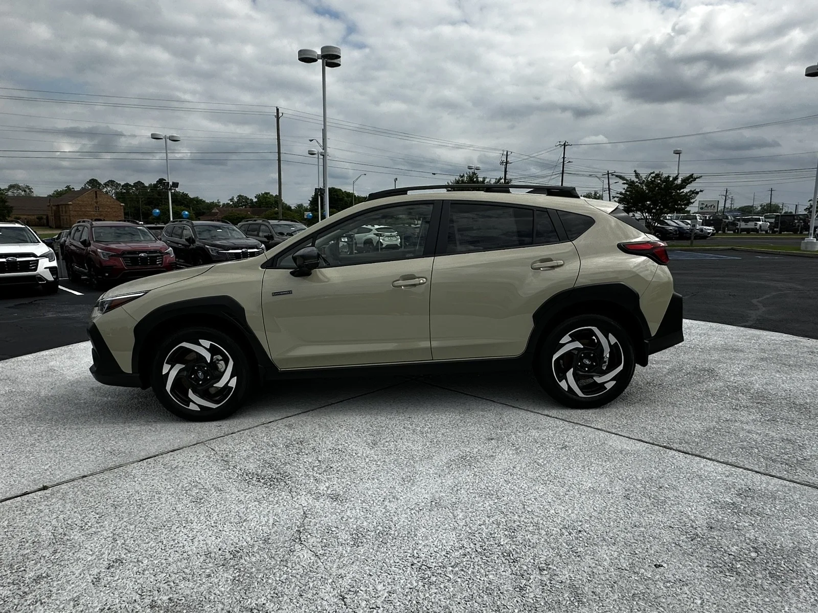 New 2026 SAND DUNE PEARL Subaru Limited Hybrid image 4