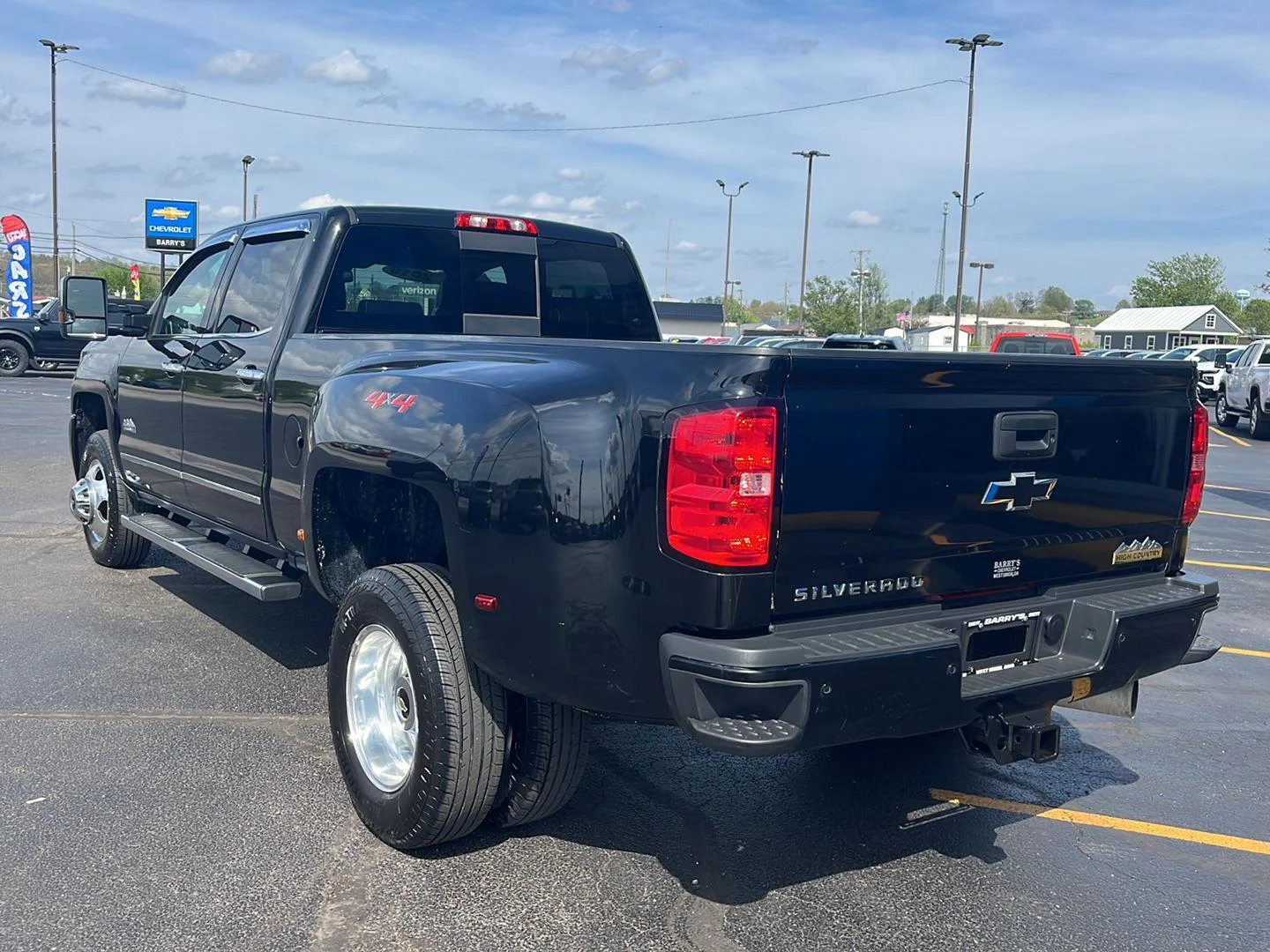 Used 2019 BLACK Chevrolet High Country image 3