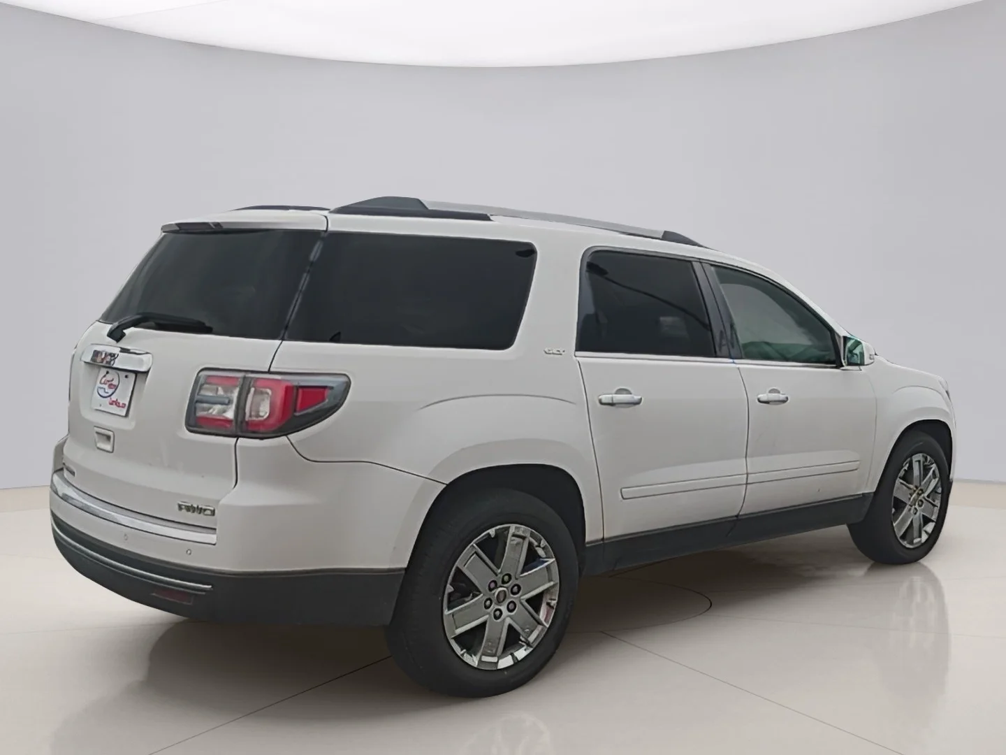 Used 2017 White Gmc LIMITED image 5