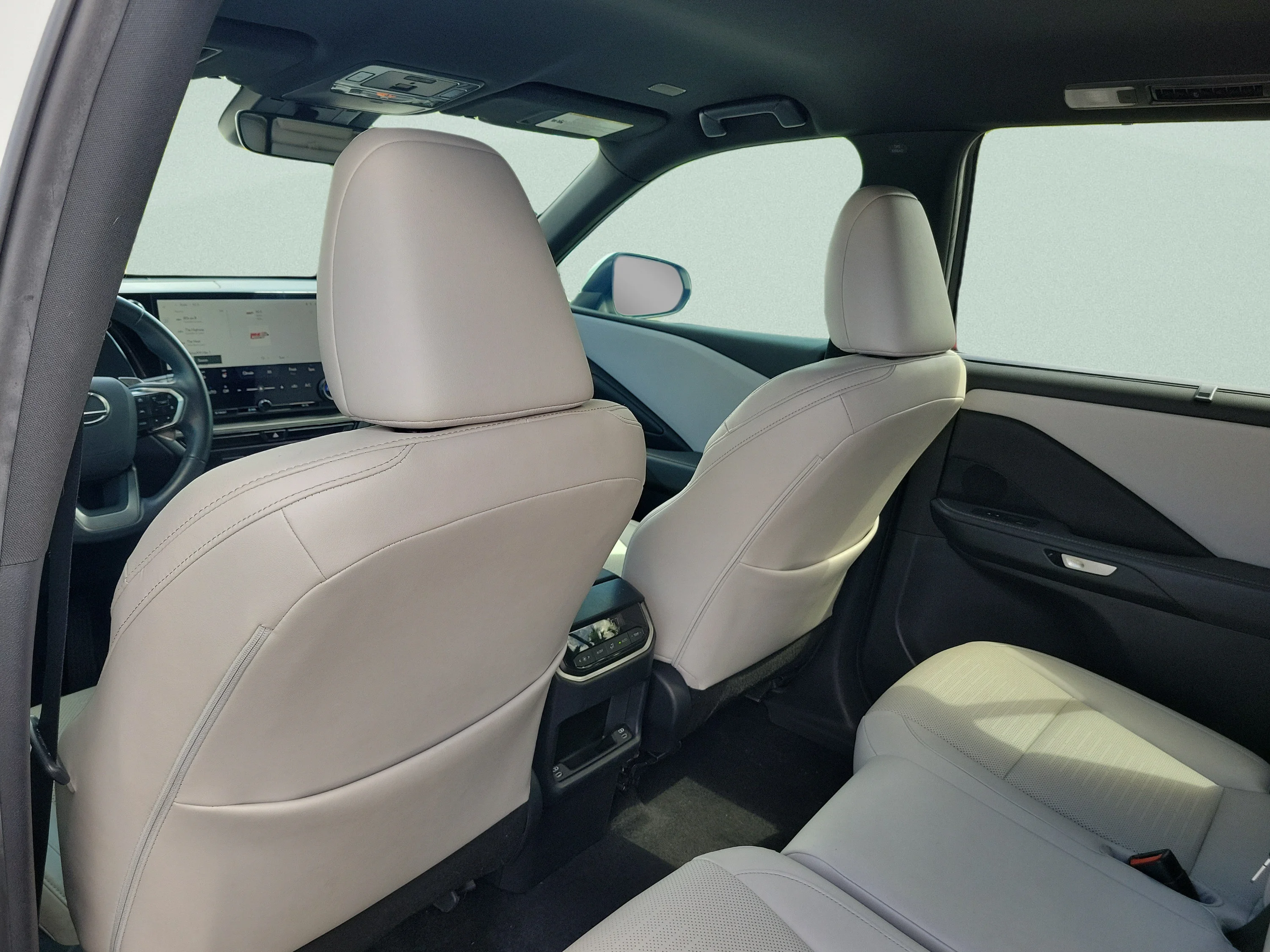 Used 2024 Pearl Lexus TX 350 image 11