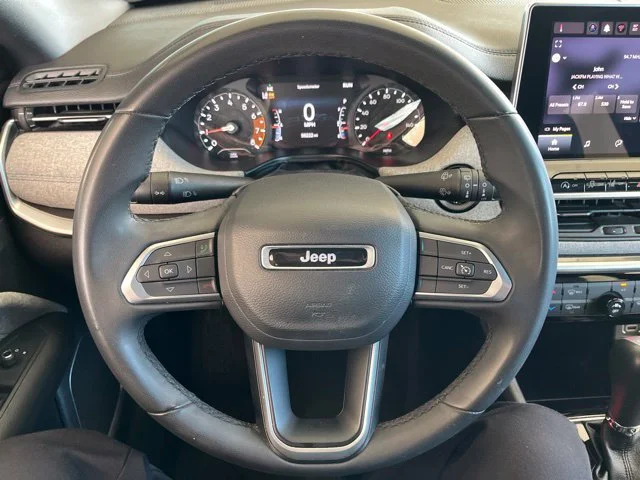 Used 2024 Bright White Clearcoat Jeep Latitude image 23