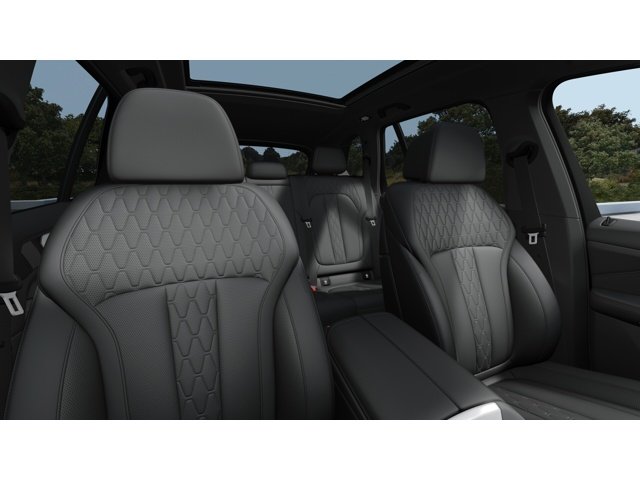 New 2026 Carbon Black Metallic BMW xDrive50e image 11