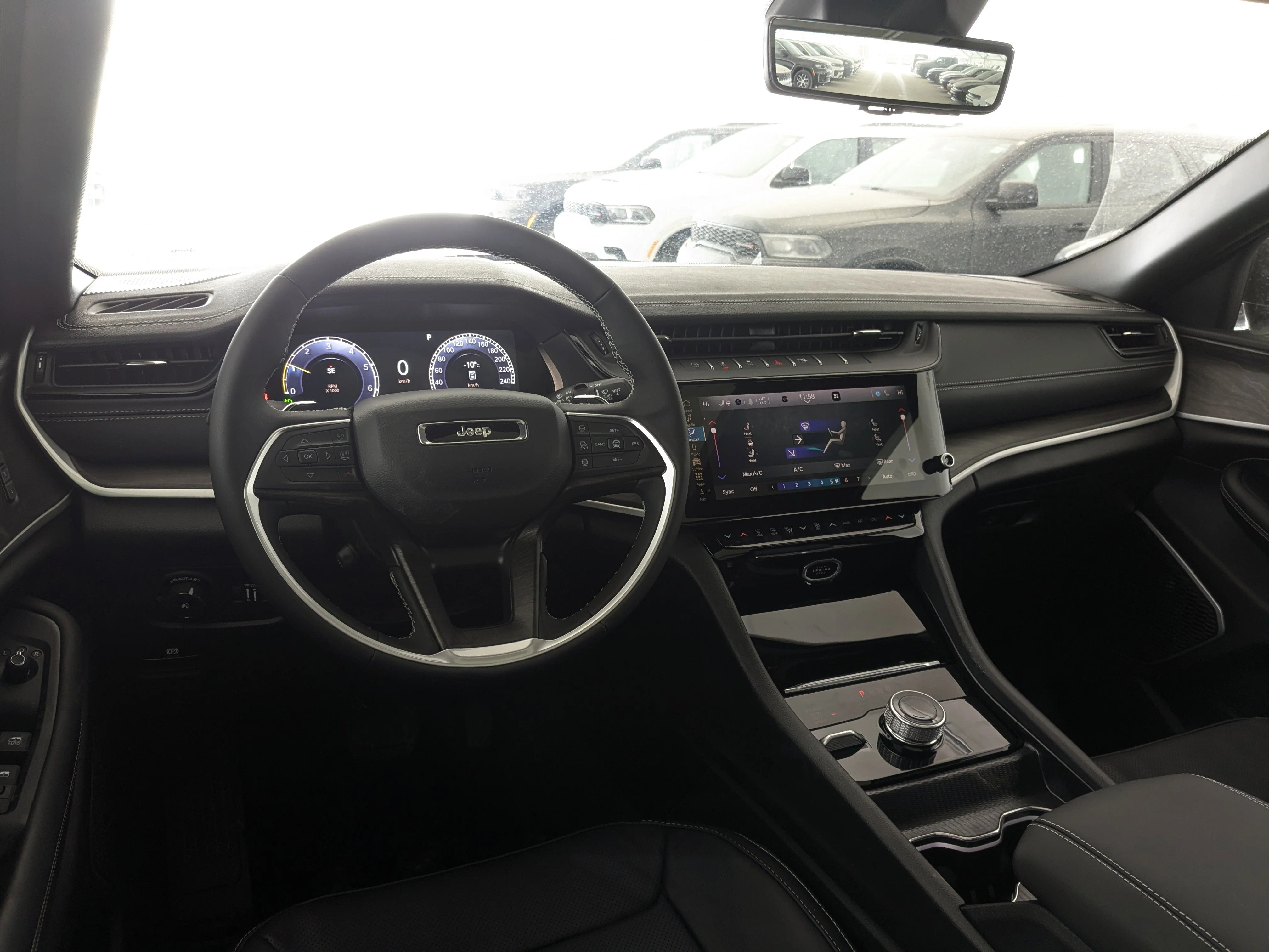New 2026 White Jeep Limited Reserve - - Nappa Leather - Ventilated Seats - Trailer Tow Pack - Remote Start & More! image 20
