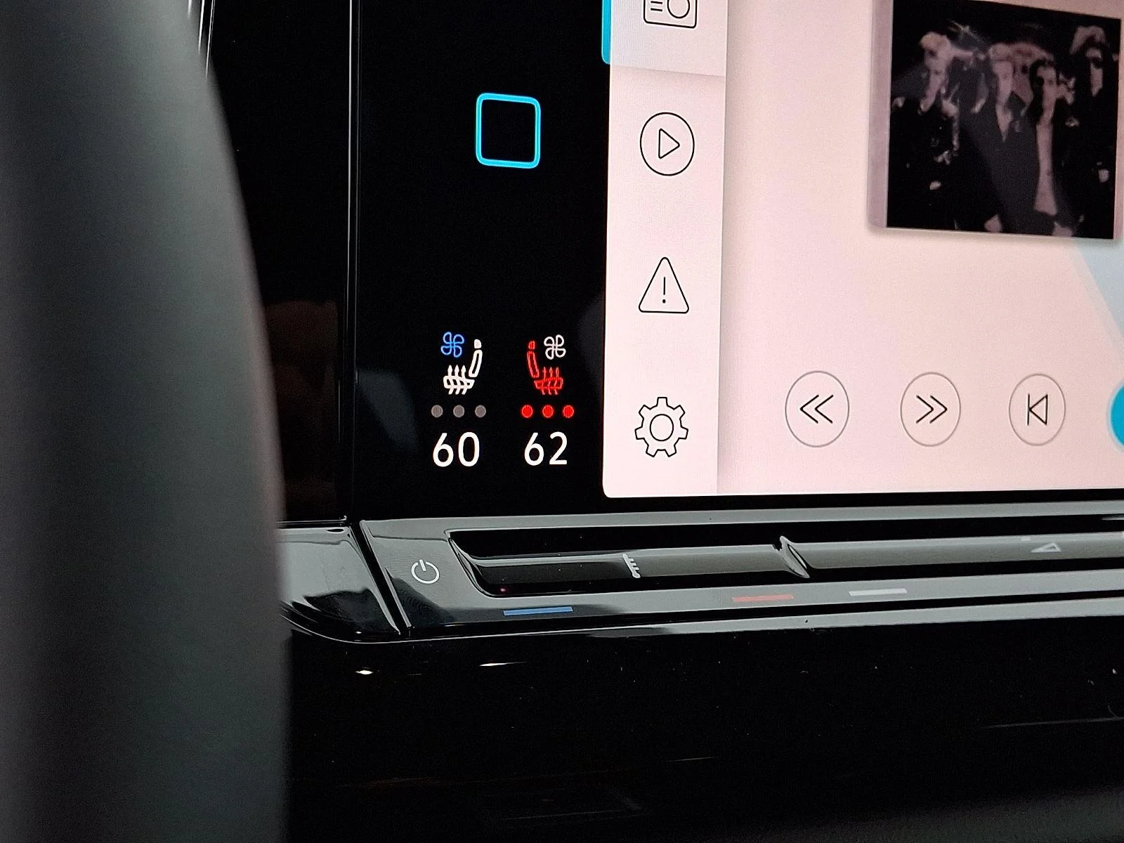 New 2026 Q3Q3/SLVMISTMET Volkswagen 2.0T SE image 18