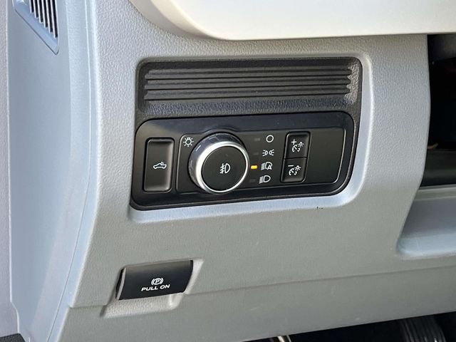 Used 2025 White Ford XLT image 28