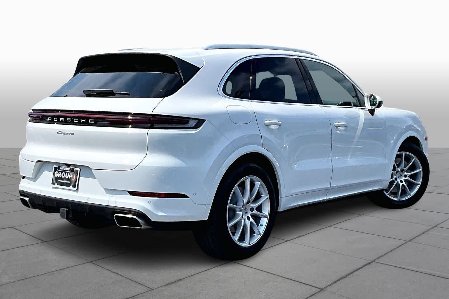Used 2025 Carrara White Metallic Porsche  image 13