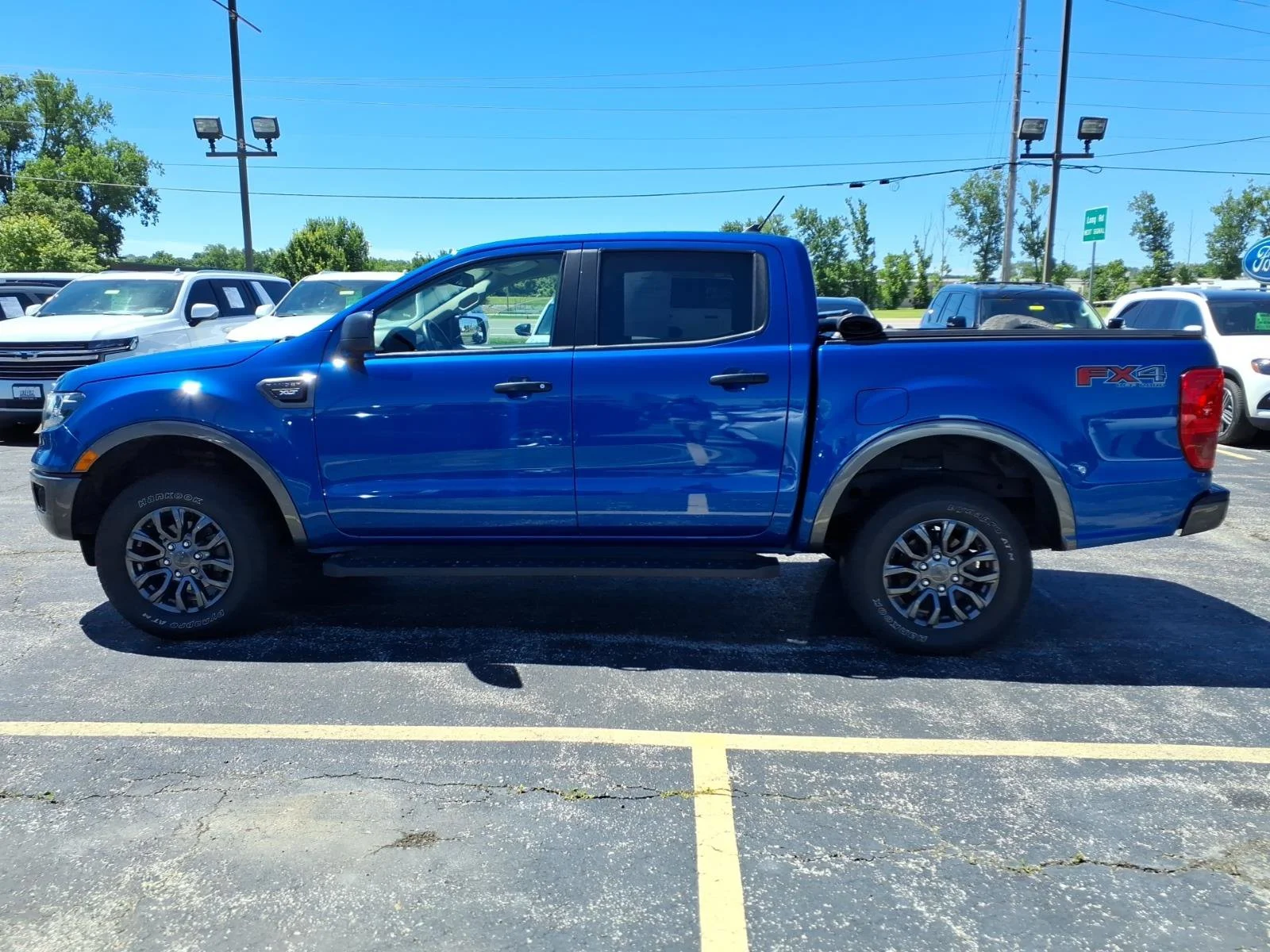 Used 2020 Lightning Blue Metallic Ford XLT image 5