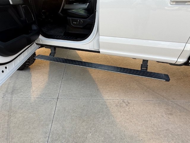 Used 2019 White Ford LARIAT image 13