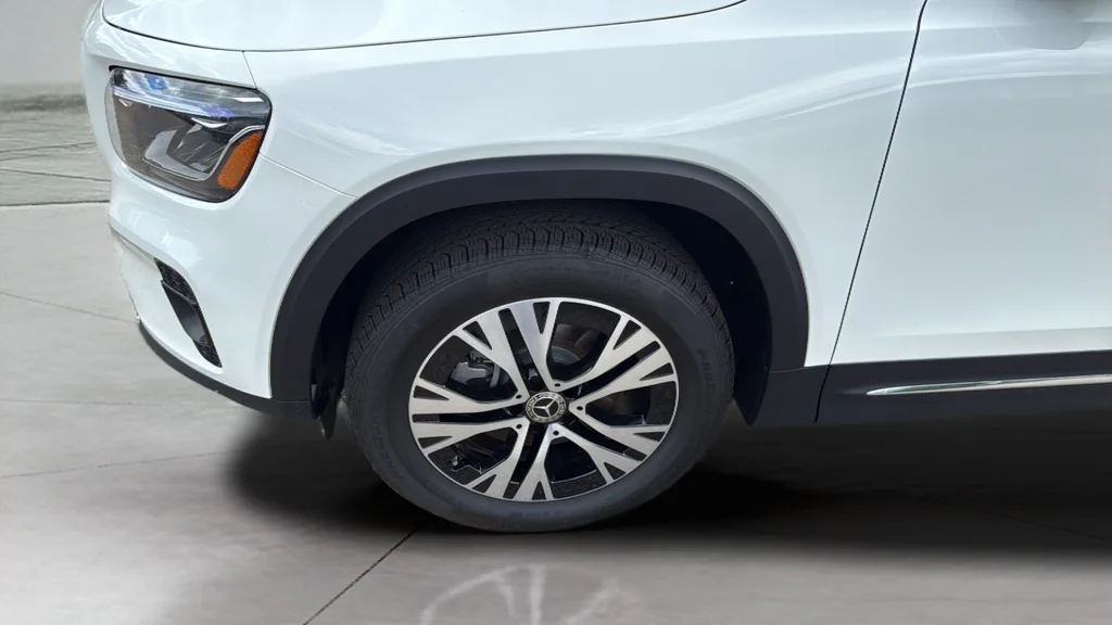 Certified Used 2026 White Mercedes-Benz GLB 250 image 9