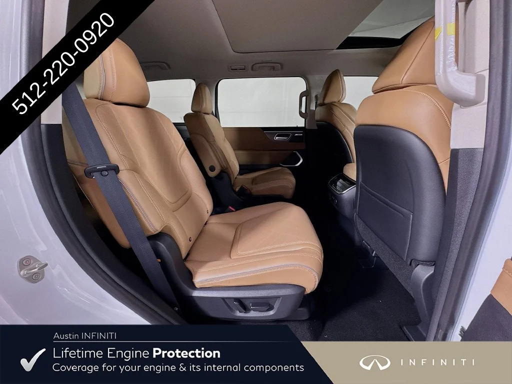 New 2027 White INFINITI LUXE image 38