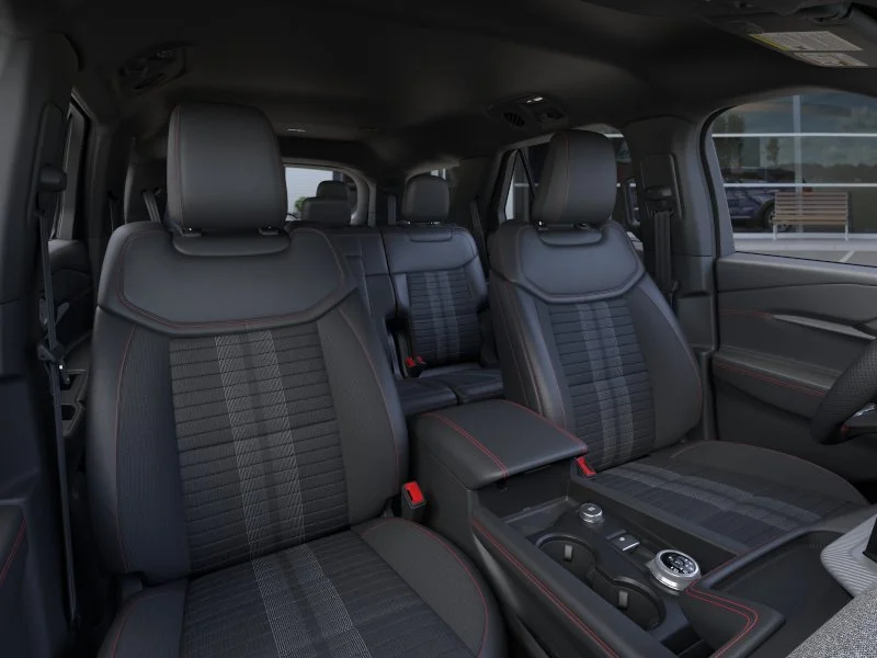 New 2026 Agate Black Metallic Ford ST-Line image 34