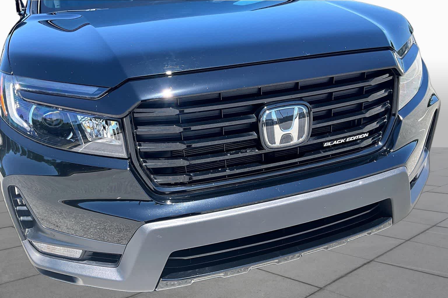 Used 2025 Crystal Black Pearl Honda Black Edition image 30