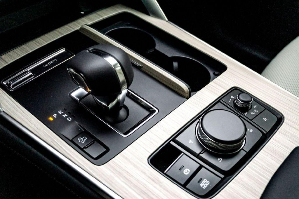 2026 Mazda CX-90 Premium Package - Photo 16