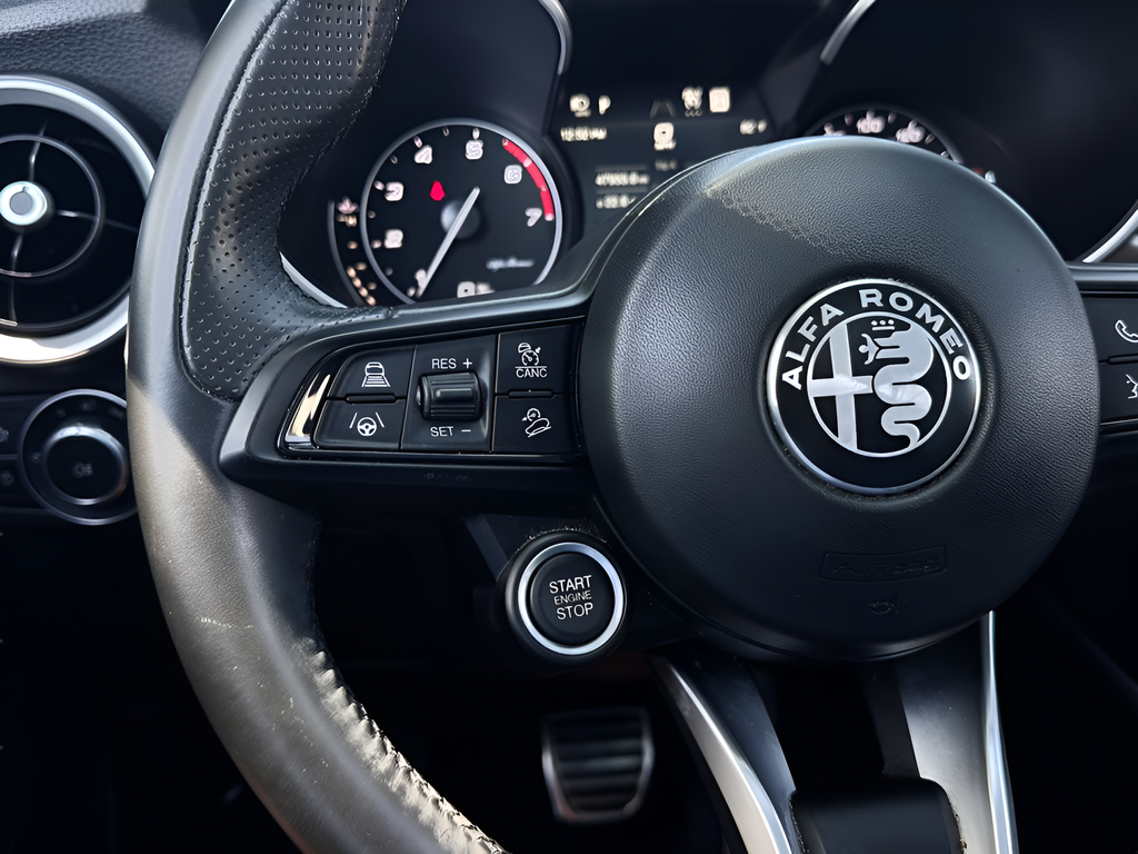 Used 2023 White Alfa Romeo Ti image 16