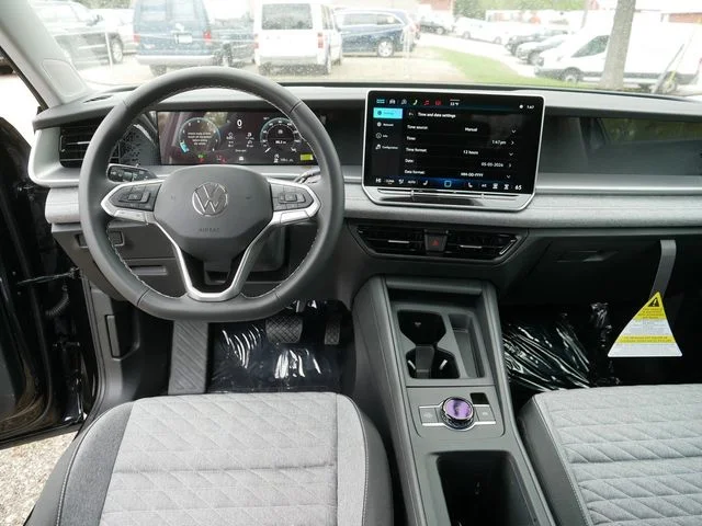 New 2026 Black Volkswagen 2.0T S image 9
