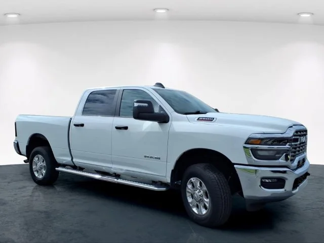 Used 2026 White Ram Big Horn image 5