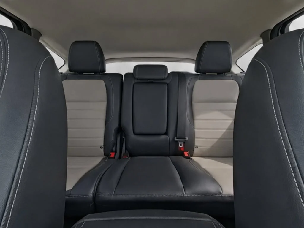 Used 2019 Gray Ford SEL image 18