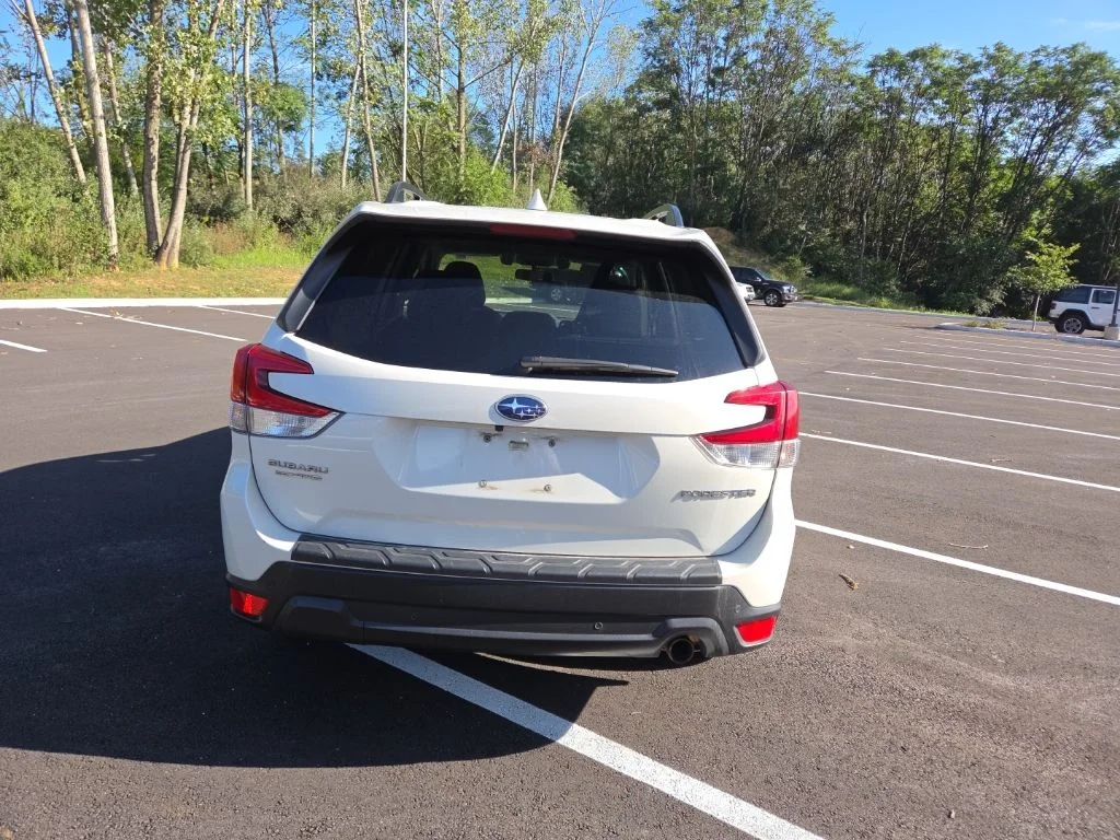 Used 2019 White Subaru Limited image 15