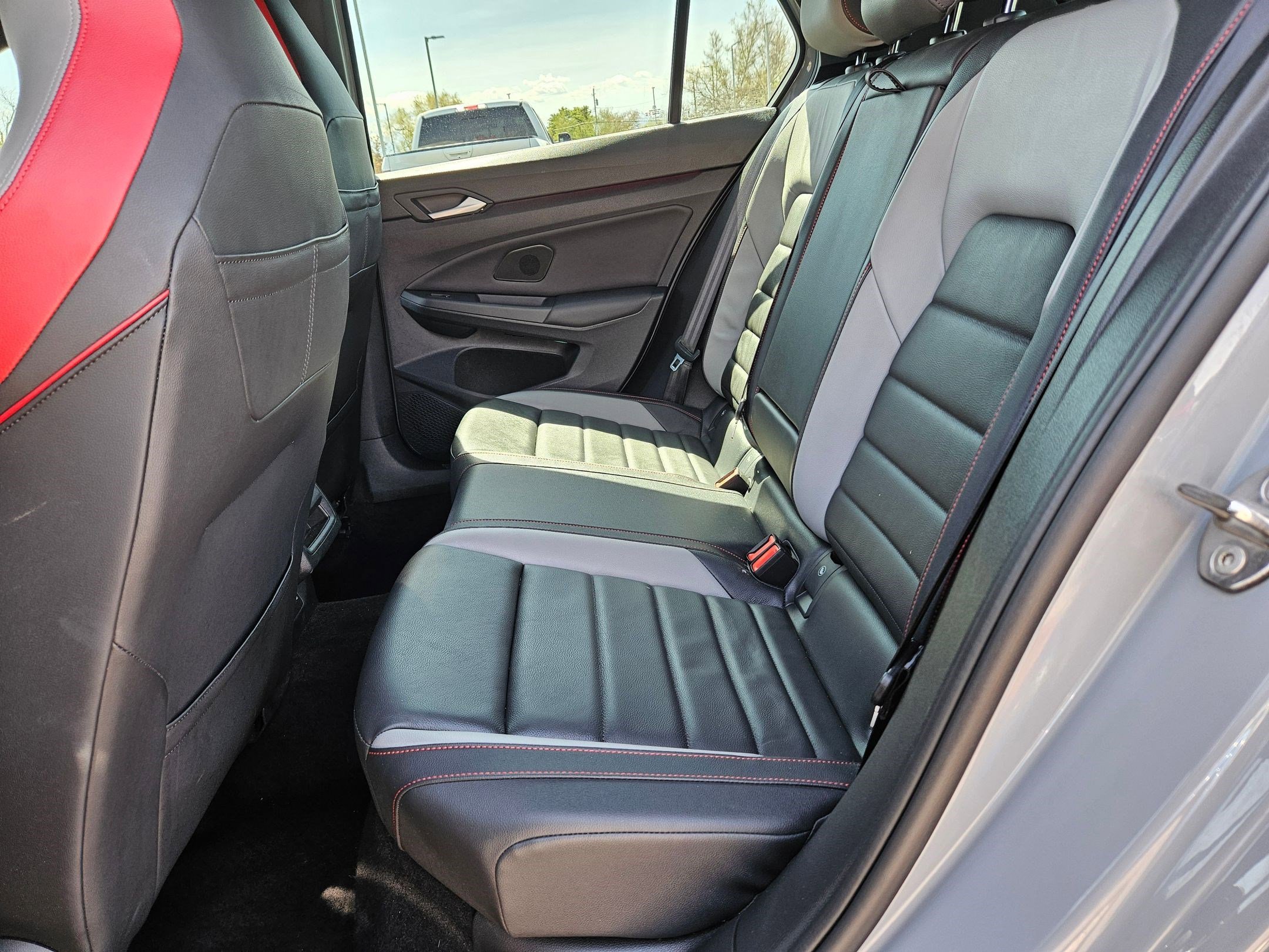 Used 2023 Moonstone Gray Volkswagen SE image 26