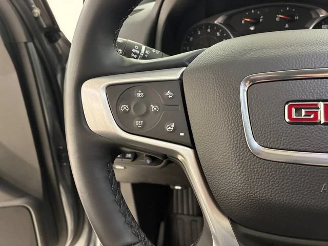 Certified Used 2024 Sterling Metallic GMC SLT image 23