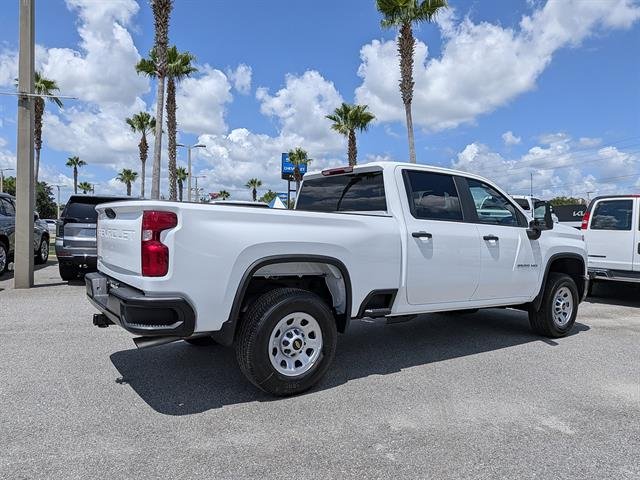 New 2026 Summit White Chevrolet WT image 3