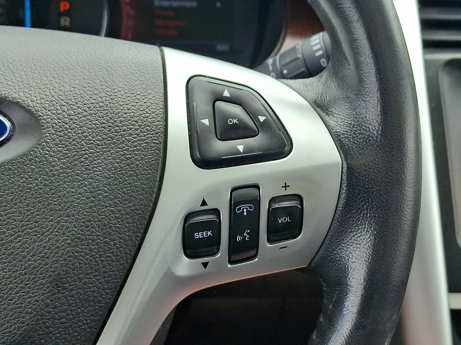 Used 2013 White Platinum Tri-Coat Metallic - UG Ford Limited image 22