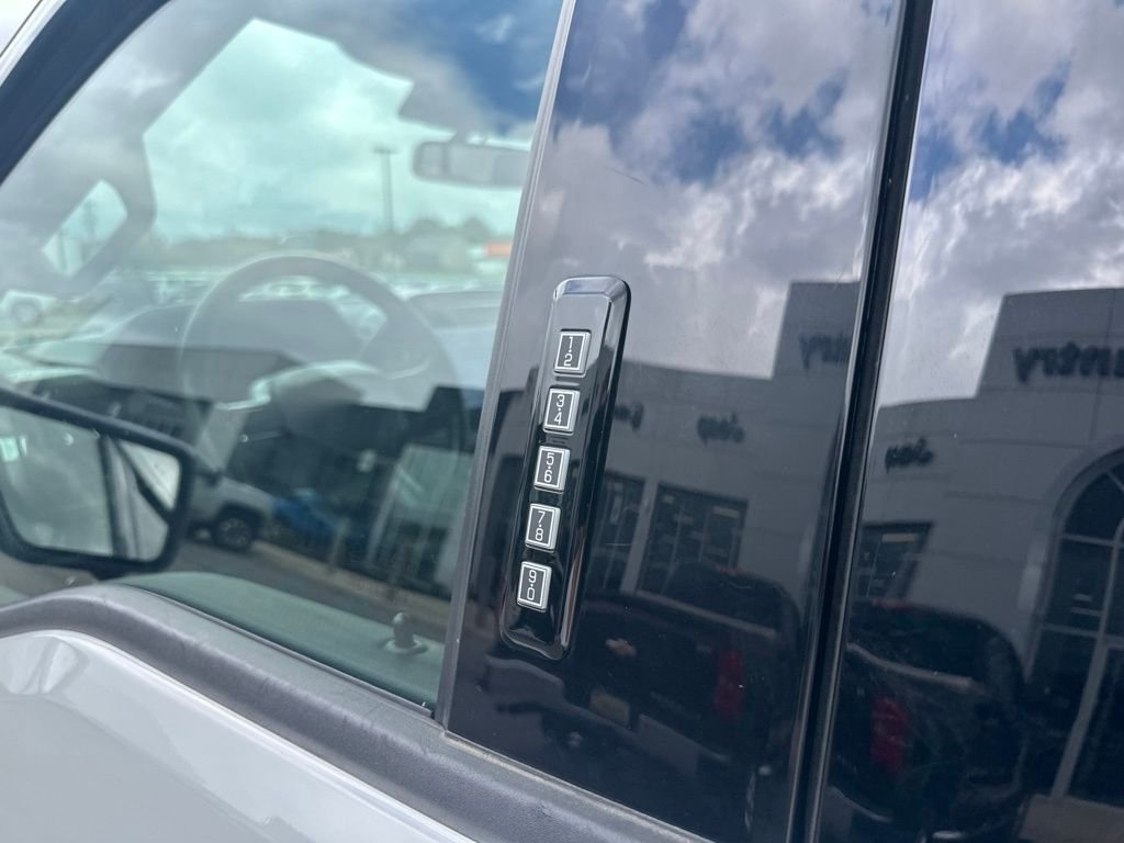 2024 Ford F-150 XLT - Photo 11