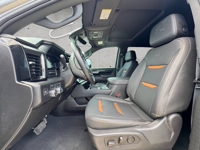Used 2024 Sterling Metallic GMC AT4 image 19