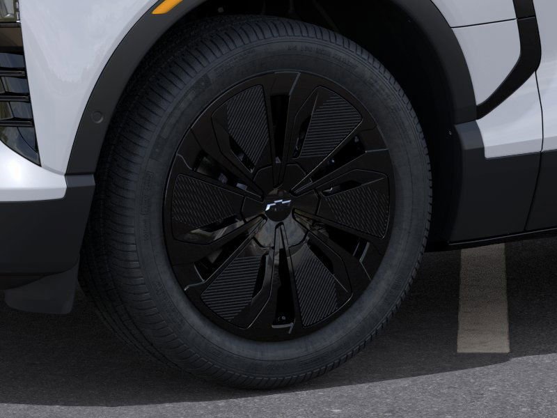 New 2026 Summit White Chevrolet LT image 9
