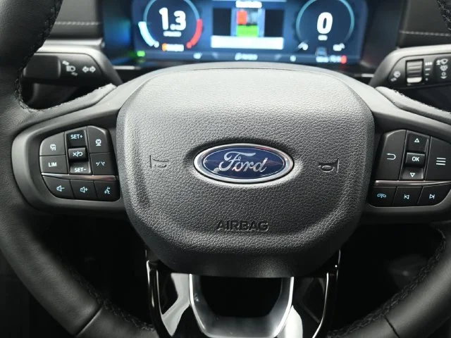 Used 2024 Azure Gray Metallic Ford Lariat image 41