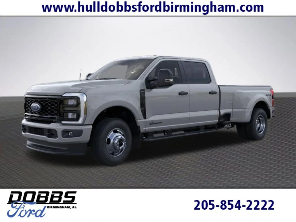 2026 Ford F-350 XL 4x4 Crew Cab 8' Box DRW's photo