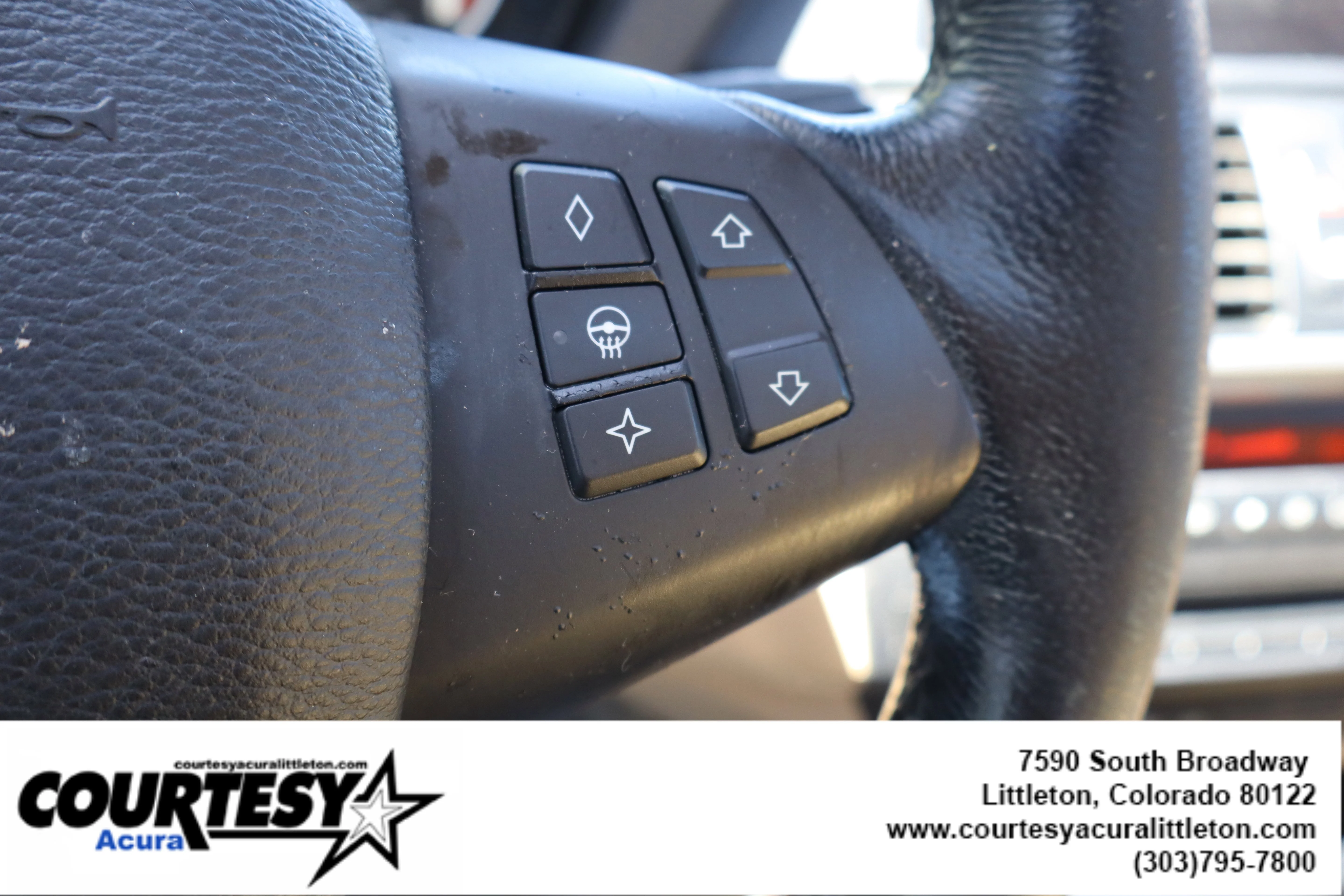 Used 2008 Black BMW 3.0si image 12