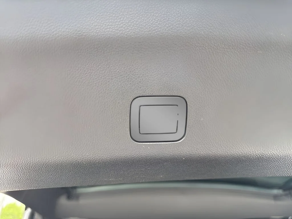 Used 2025 Black Chevrolet LT image 32