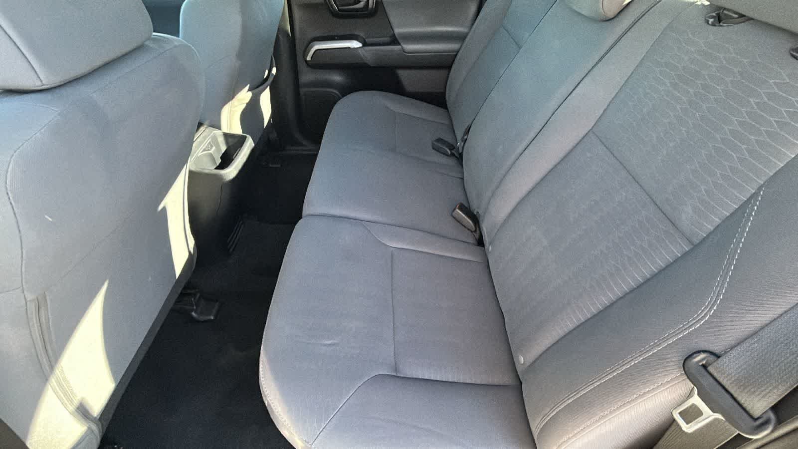 Used 2019 Midnight Black Metallic Toyota SR5 image 24