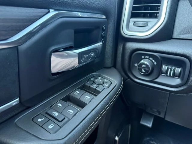 2026 RAM 2500 Laramie - Photo 16