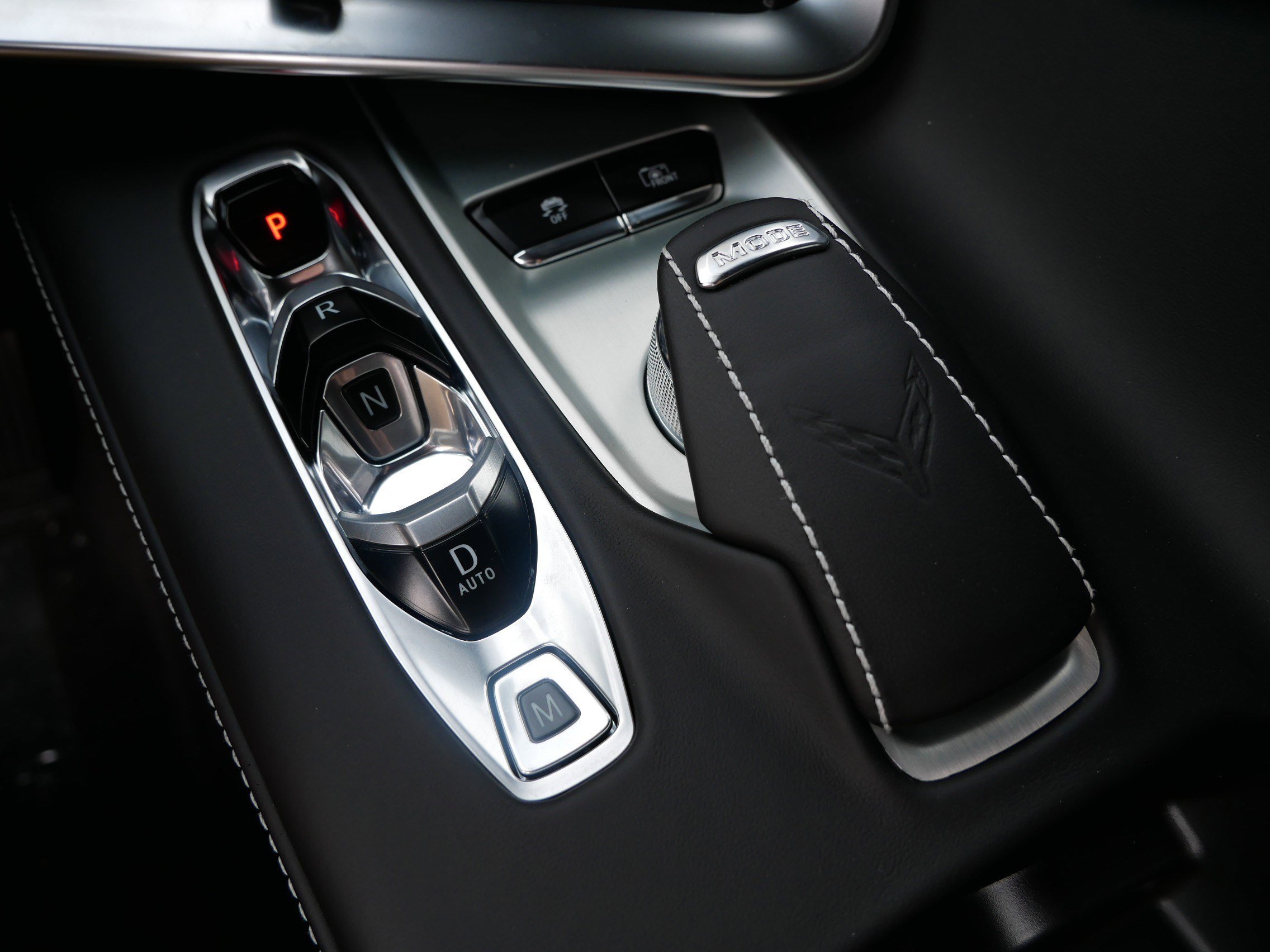 2025 Chevrolet Corvette 3LZ - Photo 8