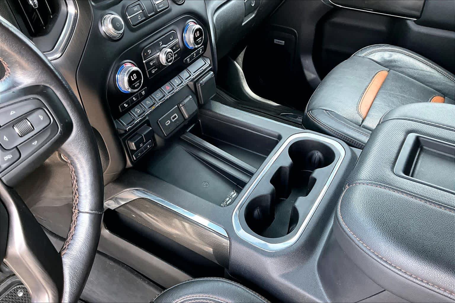 Used 2021 Summit White GMC AT4 image 16