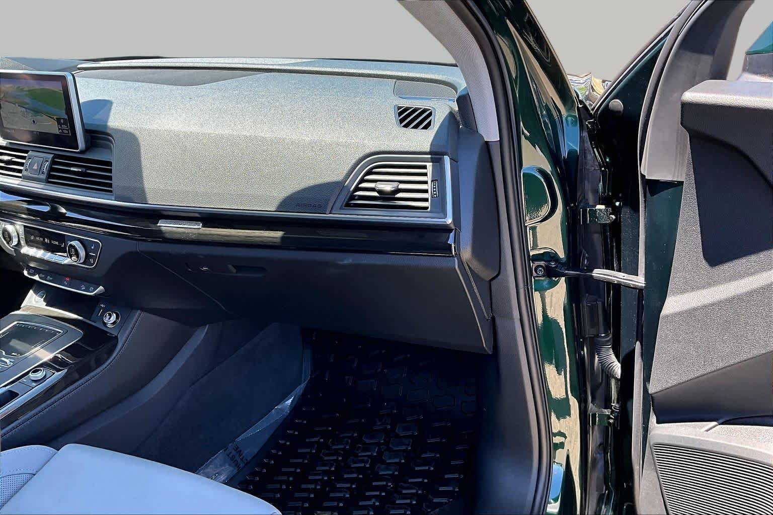 Used 2018 Azores Green Metallic Audi Prestige image 18