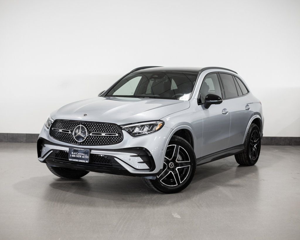 2026 Mercedes-Benz GLC GLC 300 4MATIC's photo