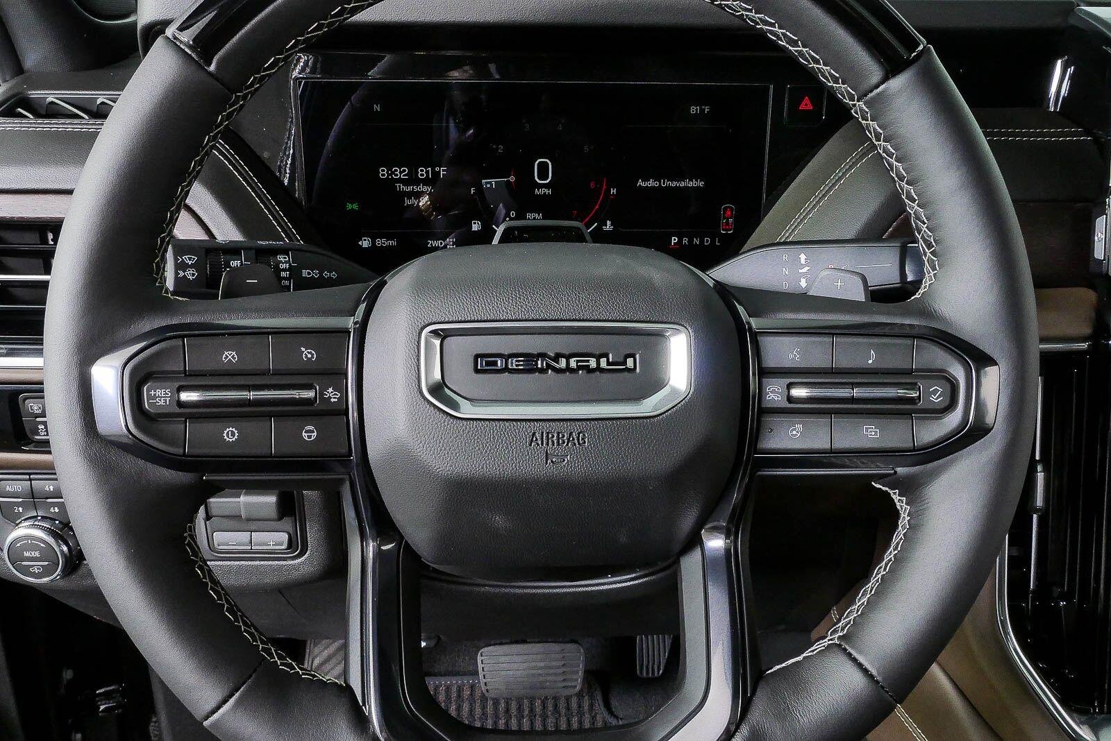 2026 GMC Yukon Denali Ultimate - Photo 9
